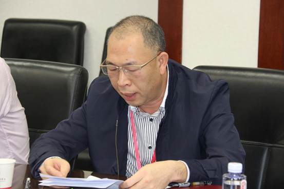 說(shuō)明: 深圳職業(yè)技術(shù)學(xué)院黨委副書記、紀(jì)委書記楊平現(xiàn)場(chǎng)致辭