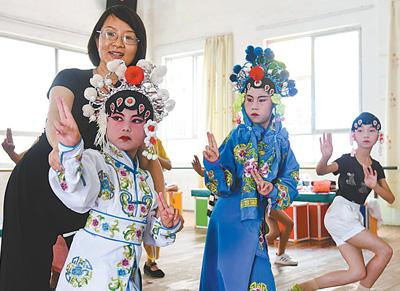 招生難升學難就業(yè)難 戲曲教育如何破“難”前行