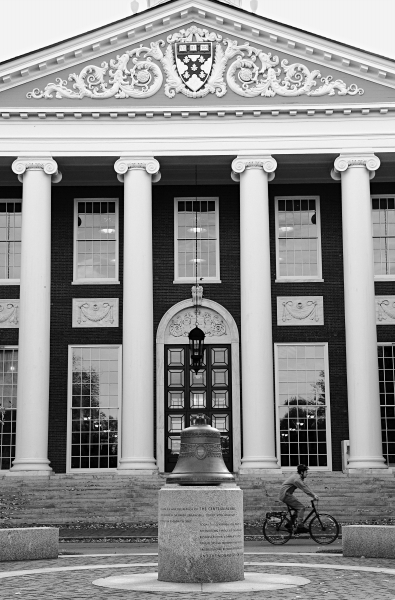 還在糾結(jié)選哪個學(xué)校？ 美國最有價值大學(xué)出爐