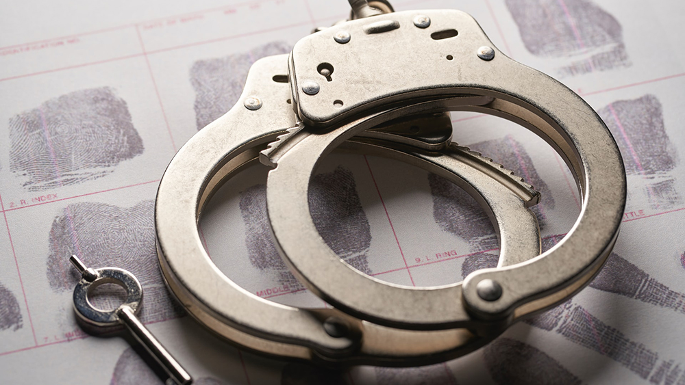 高空拋物被判刑， 傳遞 “罪與罰” 的 清晰信號