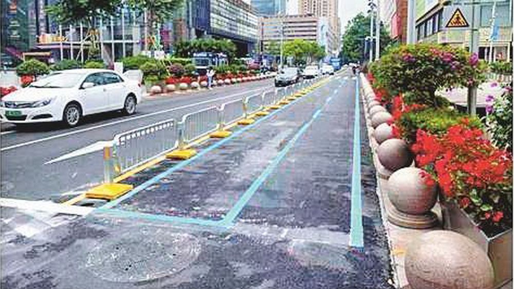非機(jī)動車該向誰“要”路權(quán)？