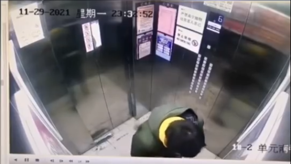 撒尿外賣惡心眾人， 問題不止出在騎手