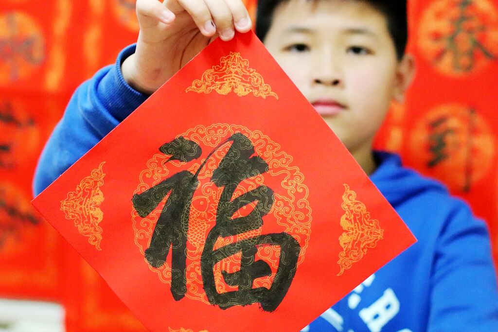 倡導(dǎo)就地過年，應(yīng)更科學(xué)精準(zhǔn)